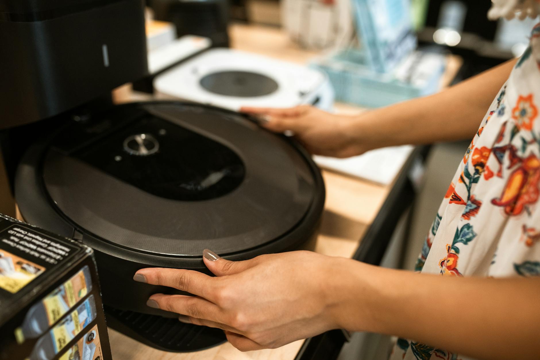 Robotų siurblių remontas Kaune: ką daryti, kai „Roomba” ar kitas įrenginys nustoja veikti